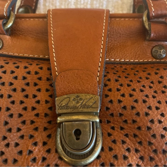 PATRICIA NASH Perforated FRAME Satchel Doctor Bag w/Lock & Key - Picture 6 of 9